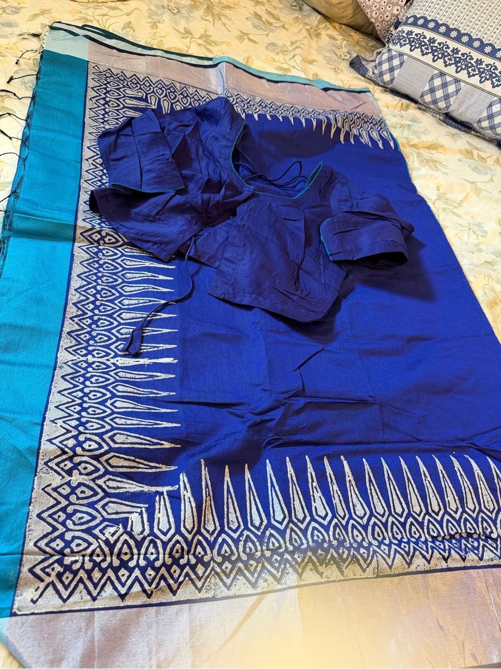 Royal Blue Woven Saree with Silver Border ready blouse
